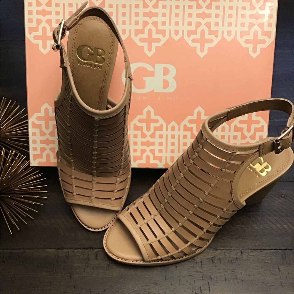 GIANNI BINI Outta-Site Stacked Heel Shootie